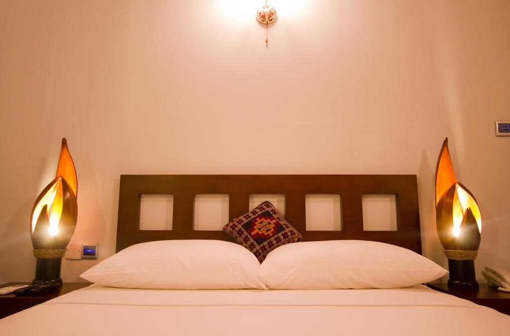 Ellen'S Place Hotel Colombo Luaran gambar